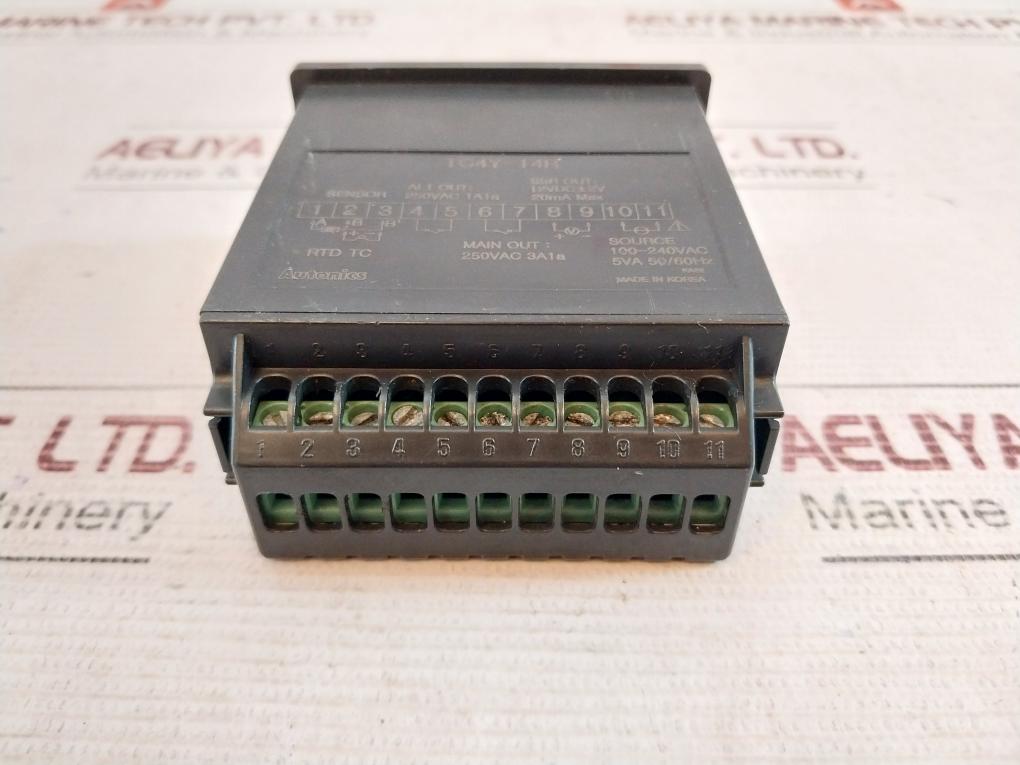 Autonics Tc4Y-14R Temperature Controller 100-240Vac 5Va 50/60Hz 250Vac 12Vdc 2V