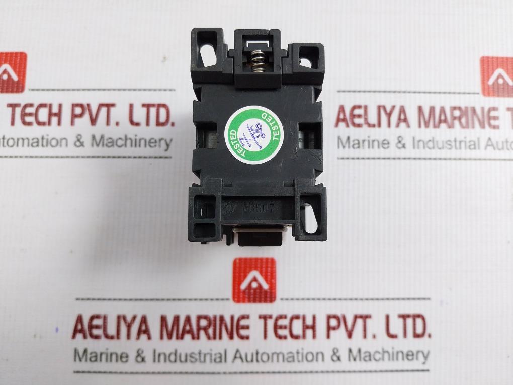 Auxiliary Control Relay 100...110V 60Hz Hyundai Hmx 31