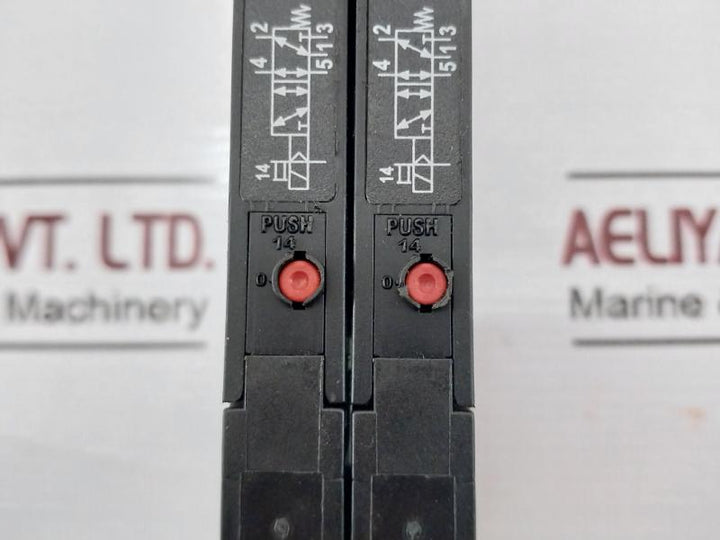 Aventics 0 820 062 052 Pneumatic Directional Control Valve 24V 0.55W 40174523