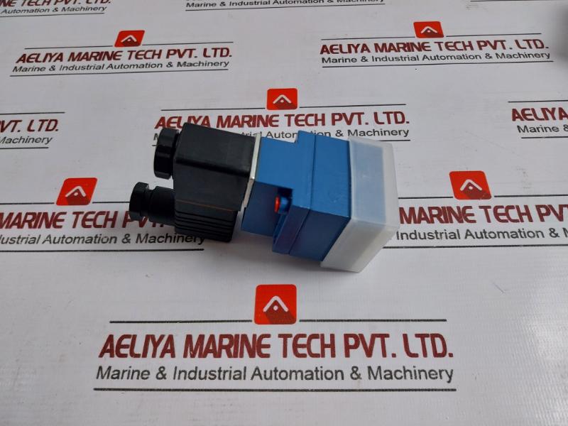 Aventics 3722250220 Pneumatic Directional Valve, 24Vdc, 4.8W, 22W04