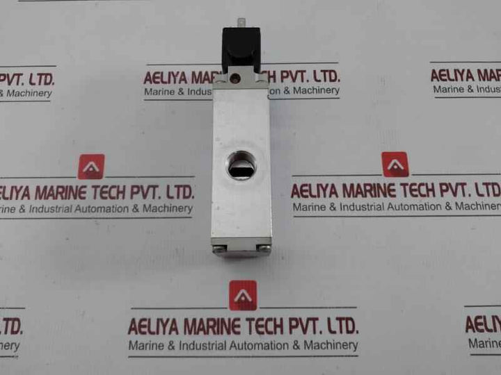 Aventics Pneumatic Directional Valve 3723512220 24Vdc 4.5W