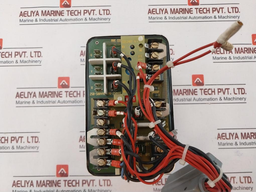 Avk Cosimat N+ 89935085-017 Voltage Regulator 250-500 Vac