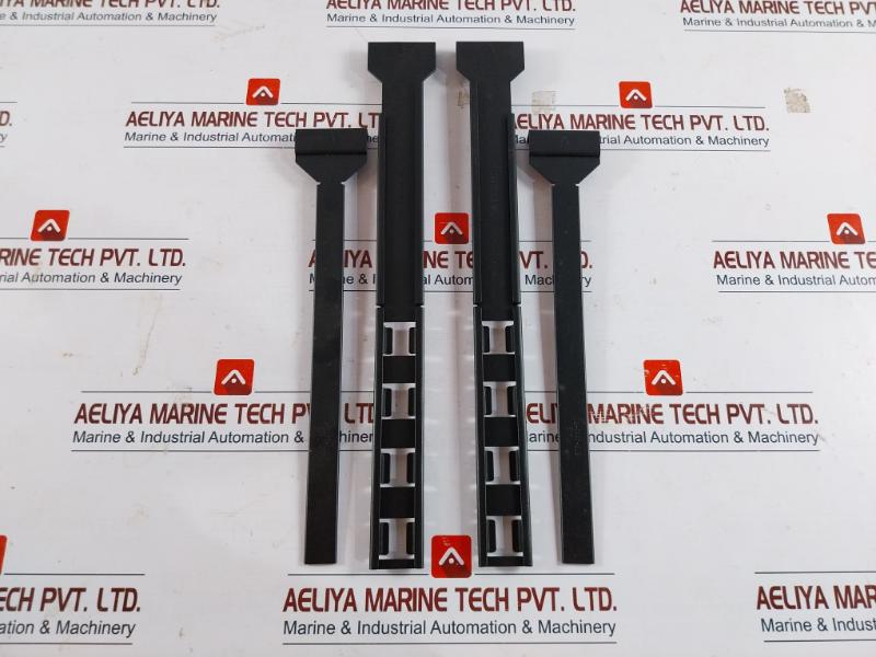 Avocent Mxs5120 Matrix Switch Adb0036 00E086253Ec7 100-240V 5A 50/60Hz