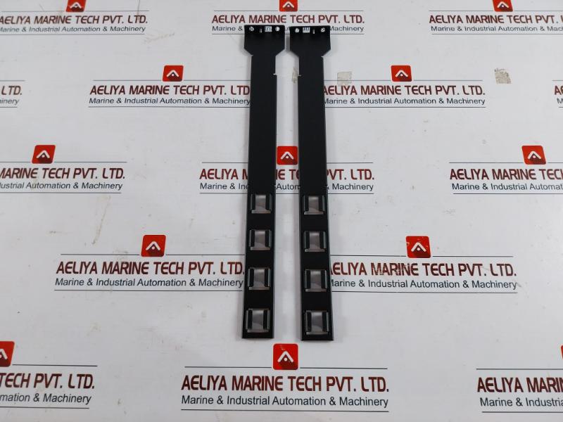 Avocent Mxs5120 Matrix Switch Adb0036 00E086253Ec7 100-240V 5A 50/60Hz