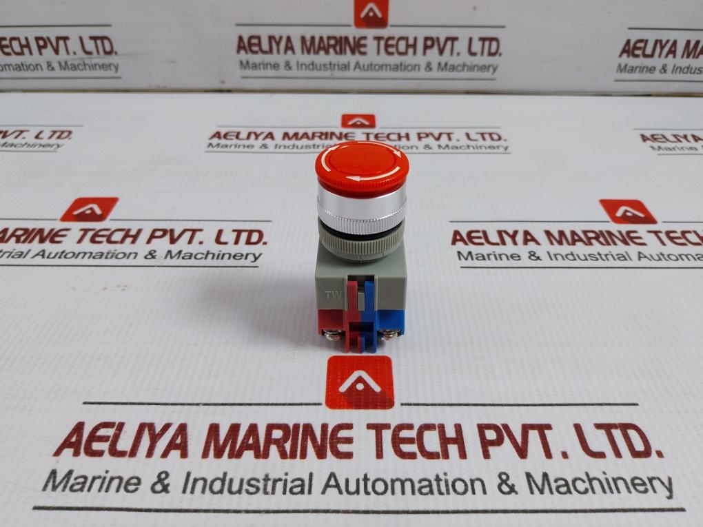 Avw311R Idec Push-button Switch With Block Base 600V 10A Assembly