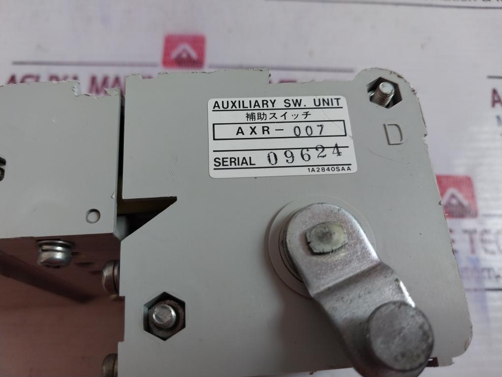 Axr-007 Auxiliary Switch