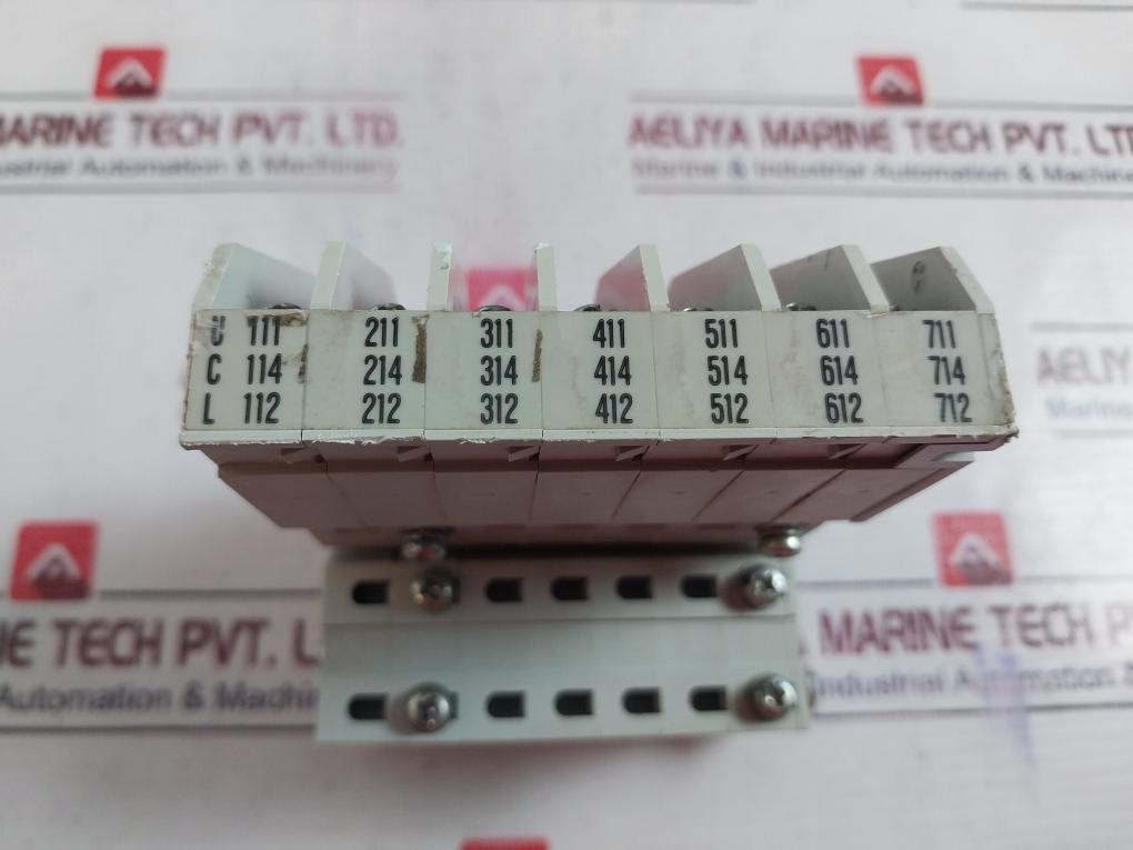 Axr-007 Auxiliary Switch