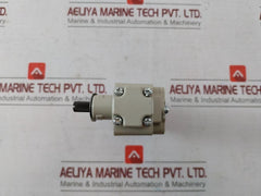 Azbil 1Ls19-j Compact Limit Switch 3A-240Vac Ac-15 Y102 Bv-324 Ns650Ep0L