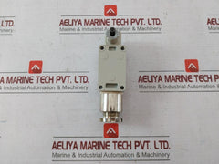 Azbil 1Ls19-j Compact Limit Switch 3A-240Vac Ac-15 Y102 Bv-324 Ns650Ep0L