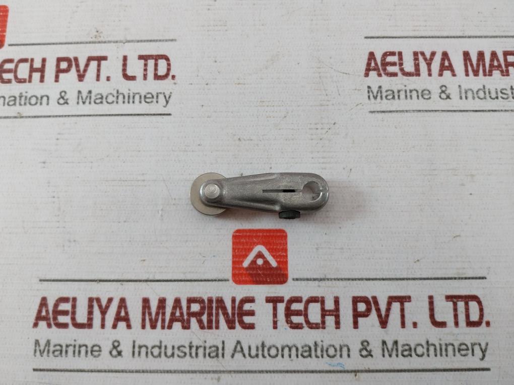 Azbil 1Ls19-j Compact Limit Switch 10A-125-250 Or 480Vac Ns650Ep0L 1340P