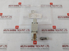 Azbil 1Ls19-j Compact Limit Switch 3A-240Vac Ac-15 Y102 Bv-324 Ns650Ep0L