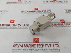 Azbil 1Ls19-j Compact Limit Switch 3A-240Vac Ac-15 Y102 Bv-324 Ns650Ep0L