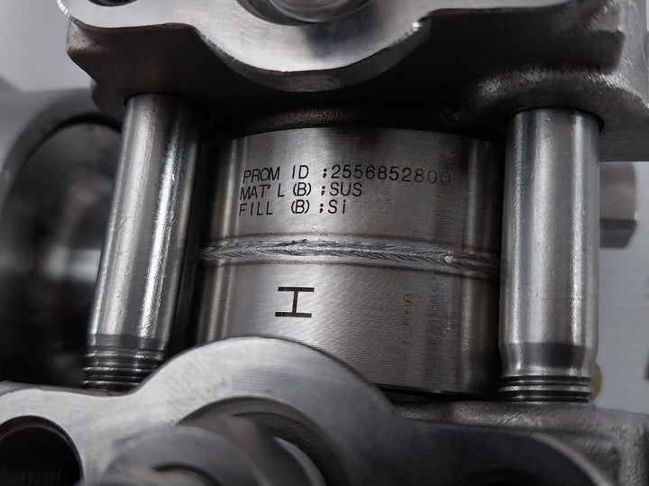 Azbil Advanced Differential Pressure Transmitter At9000 140 Kg/Cm2