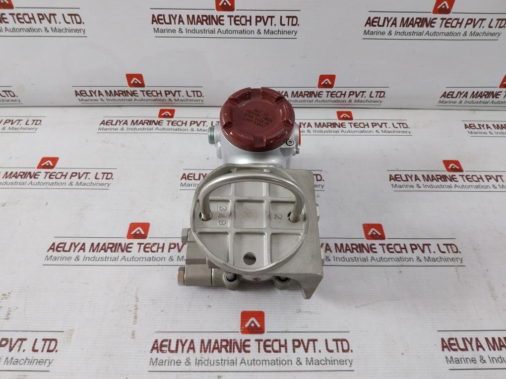 Azbil At9000 Differential Advanced Pressure Transmitter 3.5 Mpa 0 To 6 Bar 0.5Mh