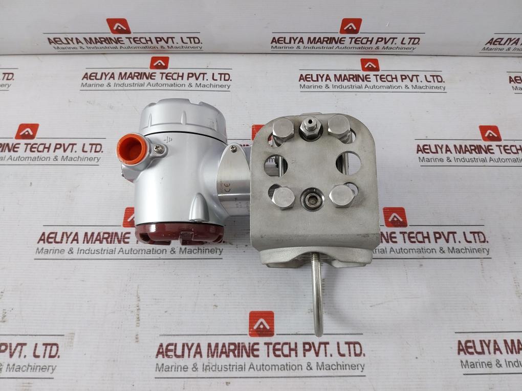 Azbil At9000 Differential Advanced Pressure Transmitter 3.5 Mpa 0 To 6 Bar 0.5Mh