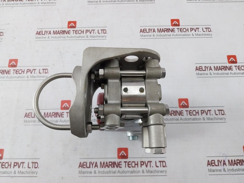 Azbil At9000 Differential Advanced Pressure Transmitter 3.5 Mpa 0 To 6 Bar 0.5Mh
