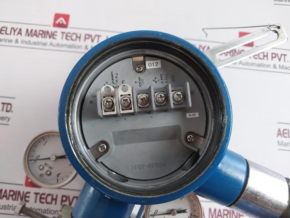 Azbil Avp301 Smart Valve Positioner With Air Regulator Kz03-2A 1.4-7.0 Kgf/Cm2