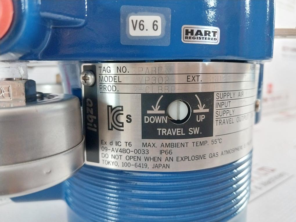 Azbil Avp302 Smart Valve Positioner With Air Regulator Kz03-2A 4-20Madc 12Vdc 2B