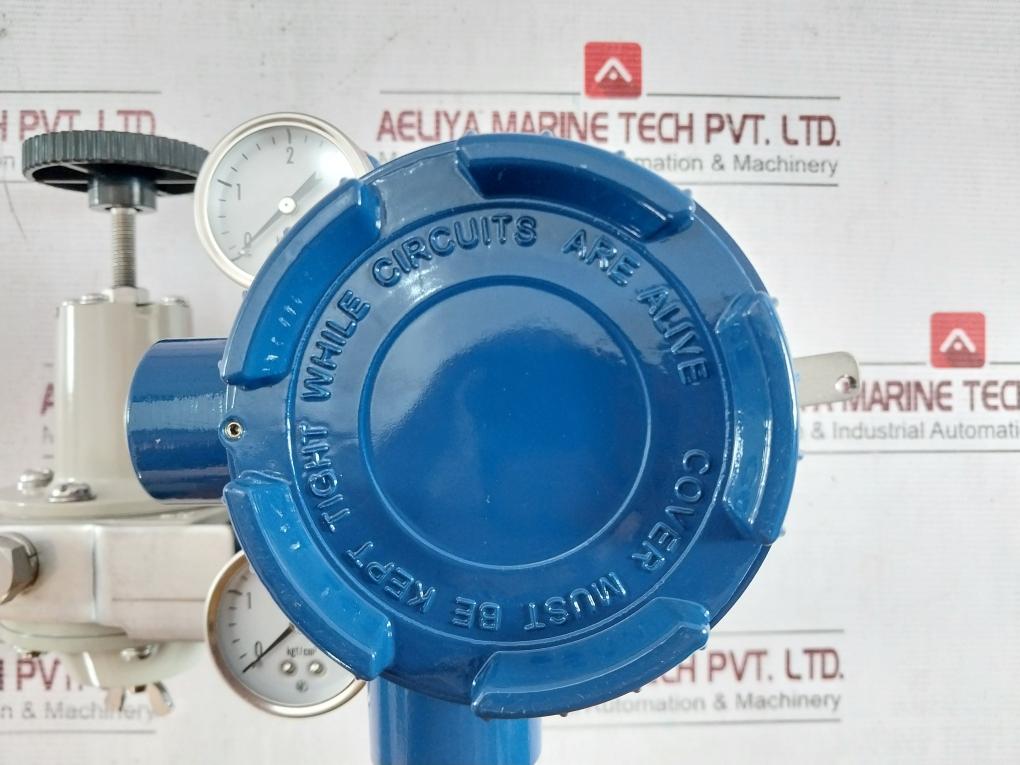 Azbil Avp302 Smart Valve Positioner With Air Regulator Kz03-2A 4-20Madc 12Vdc 2B