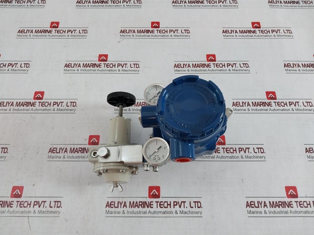 Azbil Avp302 Smart Valve Positioner With Air Regulator Kz03-2A 4-20Madc 12Vdc 2B