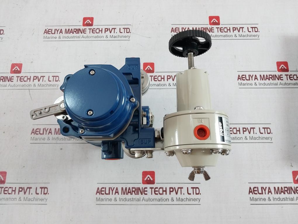 Azbil Avp302 Smart Valve Positioner With Air Regulator Kz03-2A 4-20Madc 12Vdc 2B