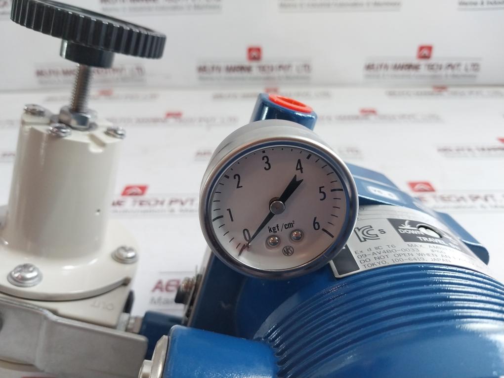 Azbil Avp302 Smart Valve Positioner With Air Regulator Kz03-2A Ip66 12Vdc 970Kpa