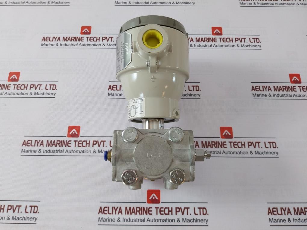 Azbil Dstj3000 Electronic Differential Pressure Transmitter 14 Mpa 4-20Madc D920