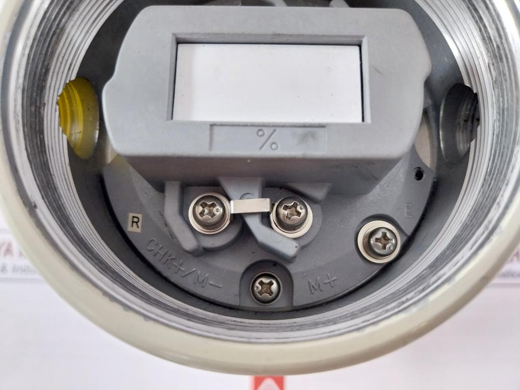 Azbil Dstj3000 Electronic Differential Pressure Transmitter 14 Mpa 4-20Madc D920