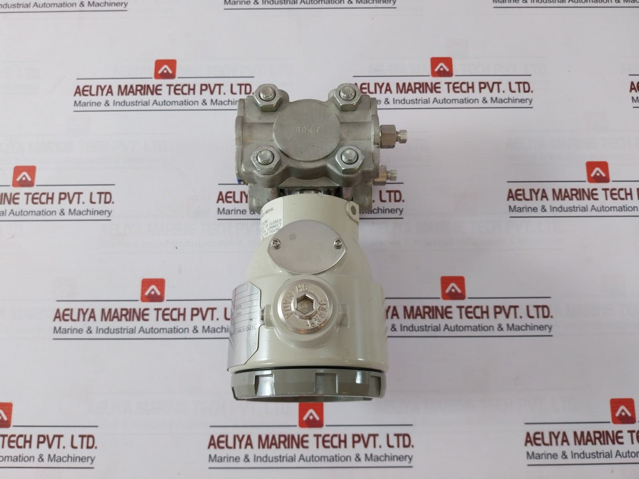 Azbil Dstj3000 Electronic Differential Pressure Transmitter 14 Mpa 4-20Madc D920