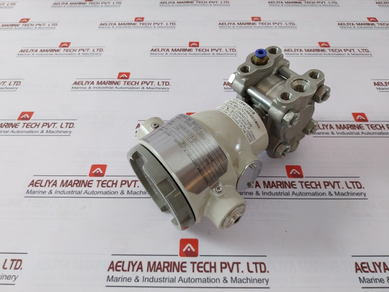 Azbil Dstj3000 Electronic Differential Pressure Transmitter 14 Mpa 4-20Madc D920