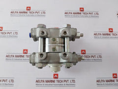 Azbil Dstj3000 Electronic Differential Pressure Transmitter 14 Mpa 4-20Madc D920