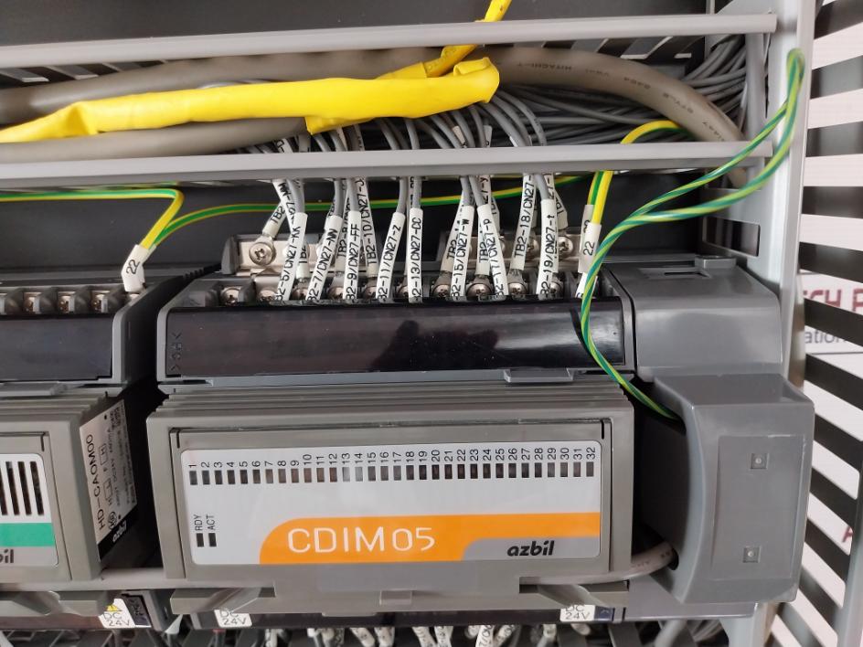 Azbil Hd-cdim05 Digital Input Module Hd-caom00 Hd-cxad21 Dc24V 90Ma Rev.E