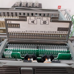 Azbil Hd-cdim05 Digital Input Module Hd-caom00 Hd-cxad21 Dc24V 90Ma Rev.E