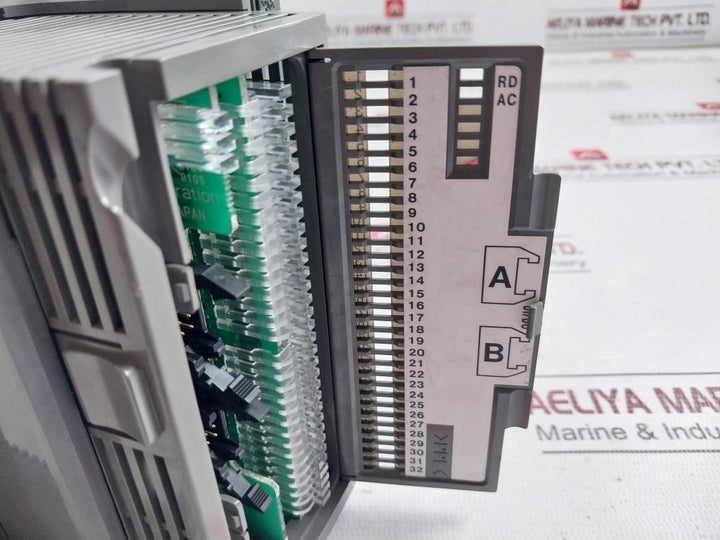 Azbil Hd-cdom00 Distributed I/O Module Dc24V 70Ma E1