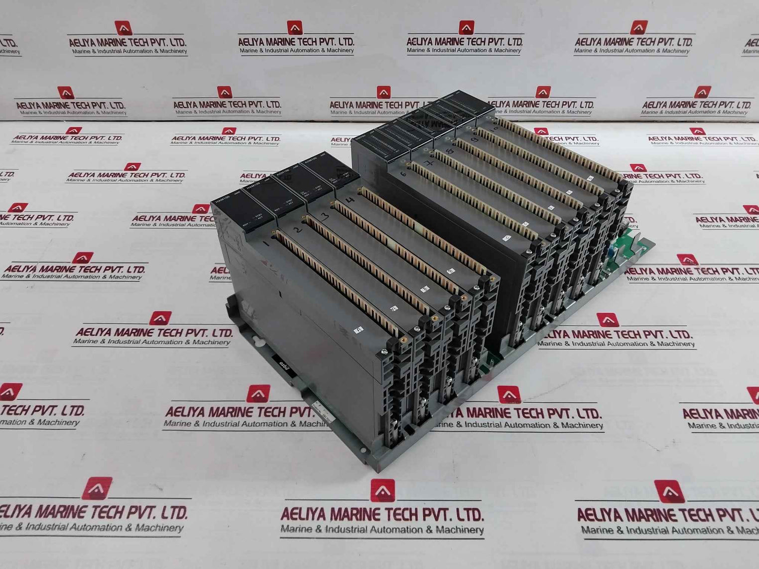 Azbil Hd-ham100-5 I/O Module System With Cabling Set 24V 0.48A Has-rsl60