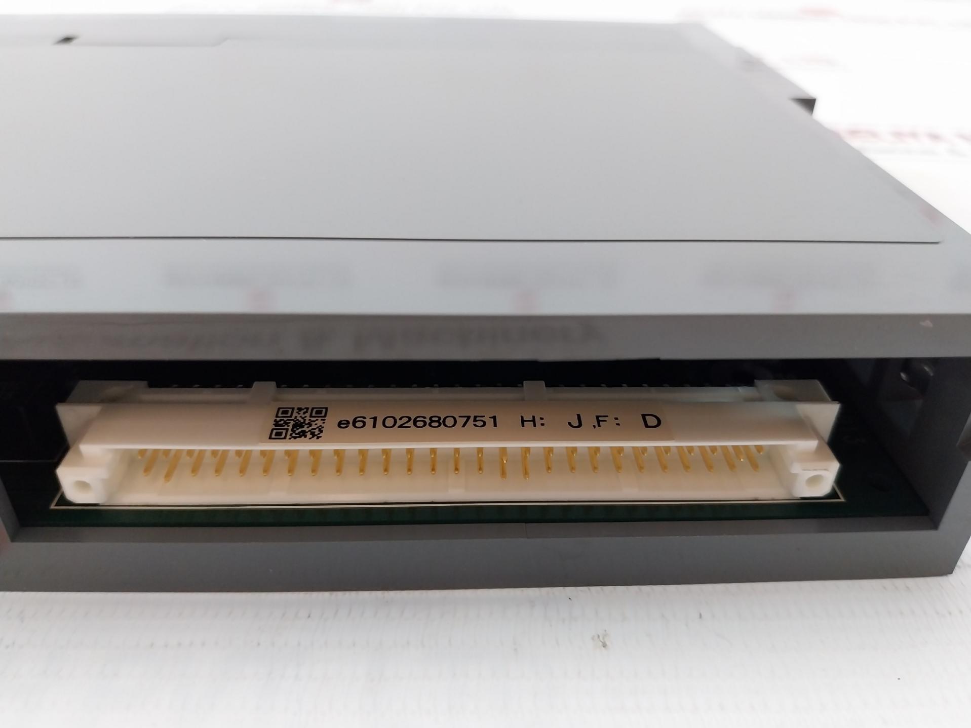 Azbil Hd-ham100-5 I/O Module System With Cabling Set Has-rsl50 24V 0.48A