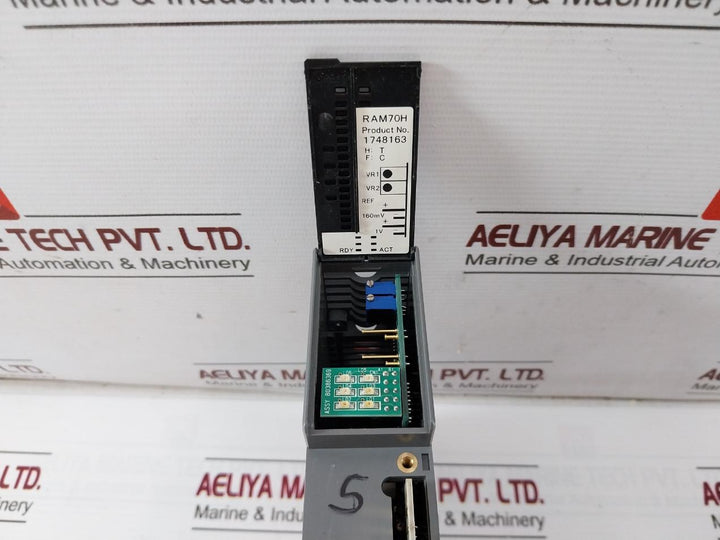 Azbil Hd-ham100-5 I/O Module System With Cabling Set Has-rsl50 24V 0.48A