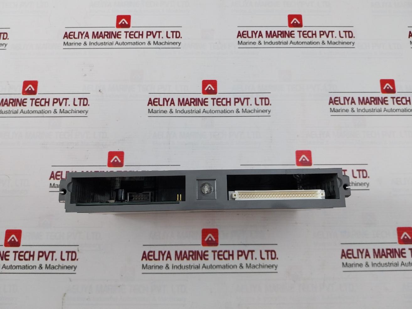 Azbil Hd-ham100-5 I/O Module System With Cabling Set Has-rsl50 24V 0.48A