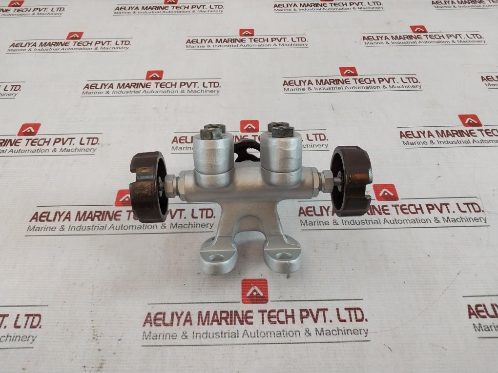 Azbil Kdp22Y-1122A1-67 Pressure Transmitter 558-279 With Valve&Spare 0A0-000-02C
