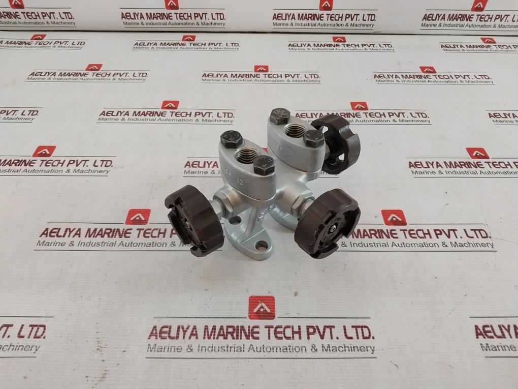 Azbil Kdp22Y-1122A1-67 Pressure Transmitter 558-279 With Valve&Spare 0A0-000-02C