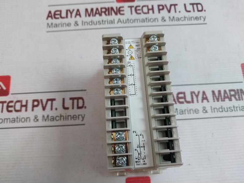 Azbil Sdc25 C25Tc0Ua1000 Single Loop Controller Ac 100-240V 50/60Hz 160411009
