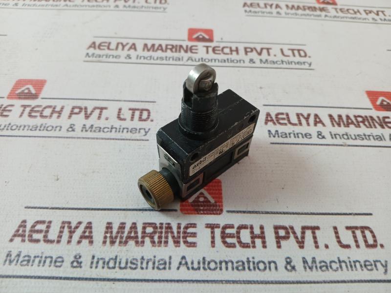 Azbil Sl1-a Compact Horizontal Limit Switch 5A-250Vac Ac-15 3A-250V Dc-12 2A-48V
