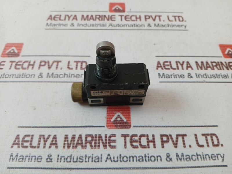 Azbil Sl1-a Compact Horizontal Limit Switch 5A-250Vac Ac-15 3A-250V Dc-12 2A-48V