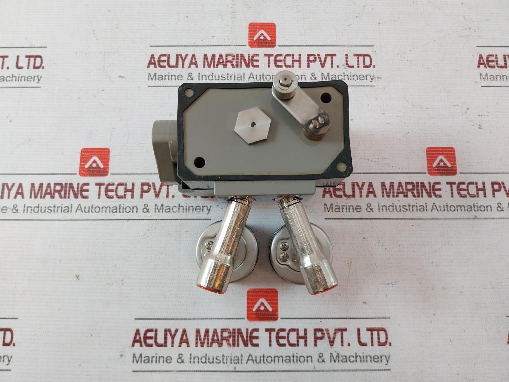Azbil Vpr03 Pneumatic Valve Positioner 82510250-14200 P-nntqg-42-001
