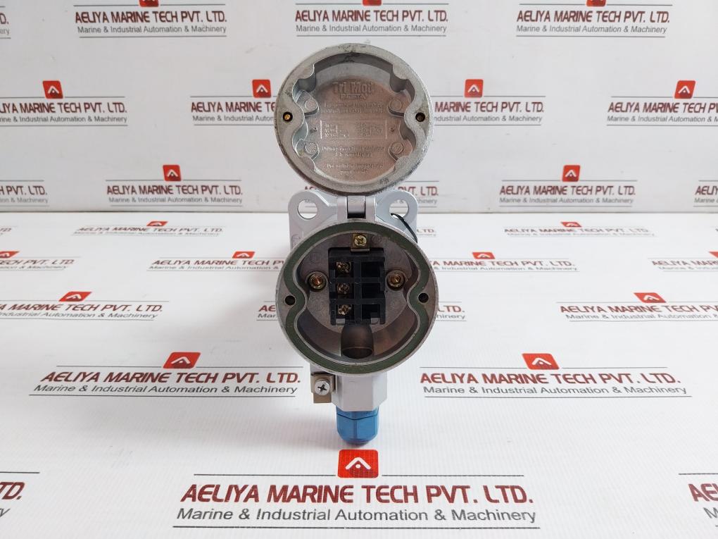B 01 041 Trimod Besta Level Switch 5A/250V 50/60 Hz