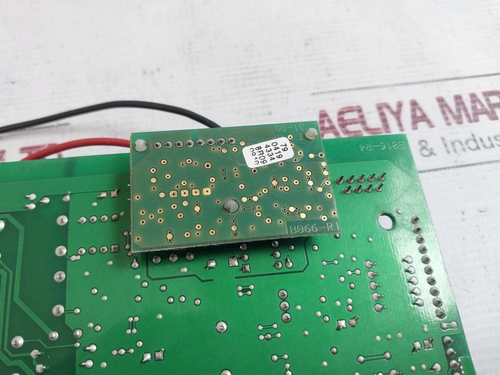 B016-r4 Printed Circuit Board E 31-09