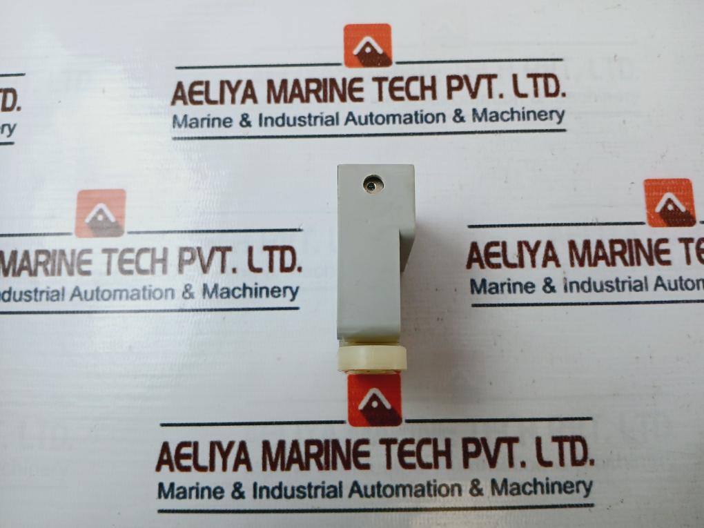 B23 Cabin Door Contact Switch