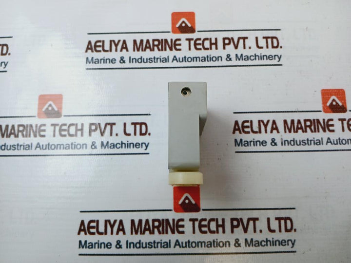 B23 Cabin Door Contact Switch