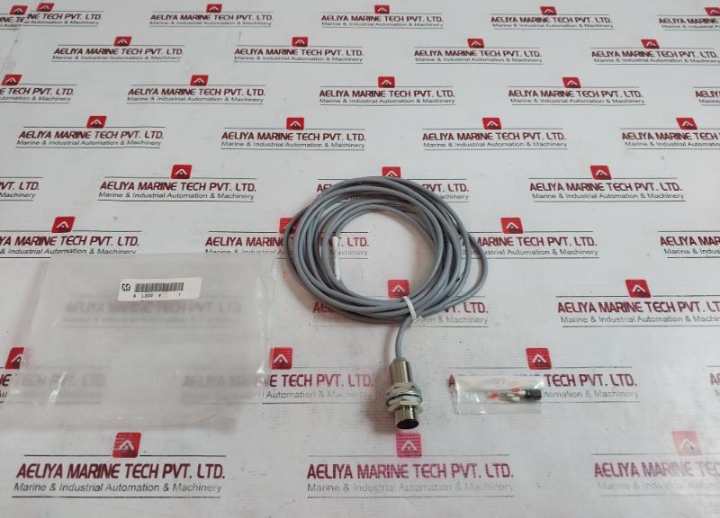 B&Plus Bes516 Proximity Switch With Cable 5 Meter A L300 V 1 1723Jp