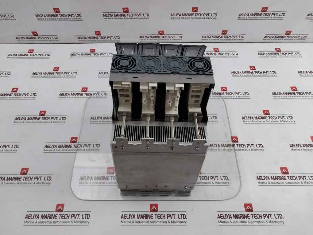 B&R 8Bvi0880Hws0.004-1 Acopos Multi Inverter Module 3X0-480 Vac 0-88A 0-598Hz